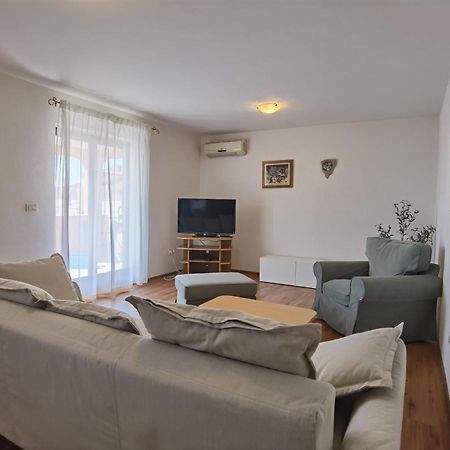 דירות Novigrad Istria Casa Sol Maris מראה חיצוני תמונה