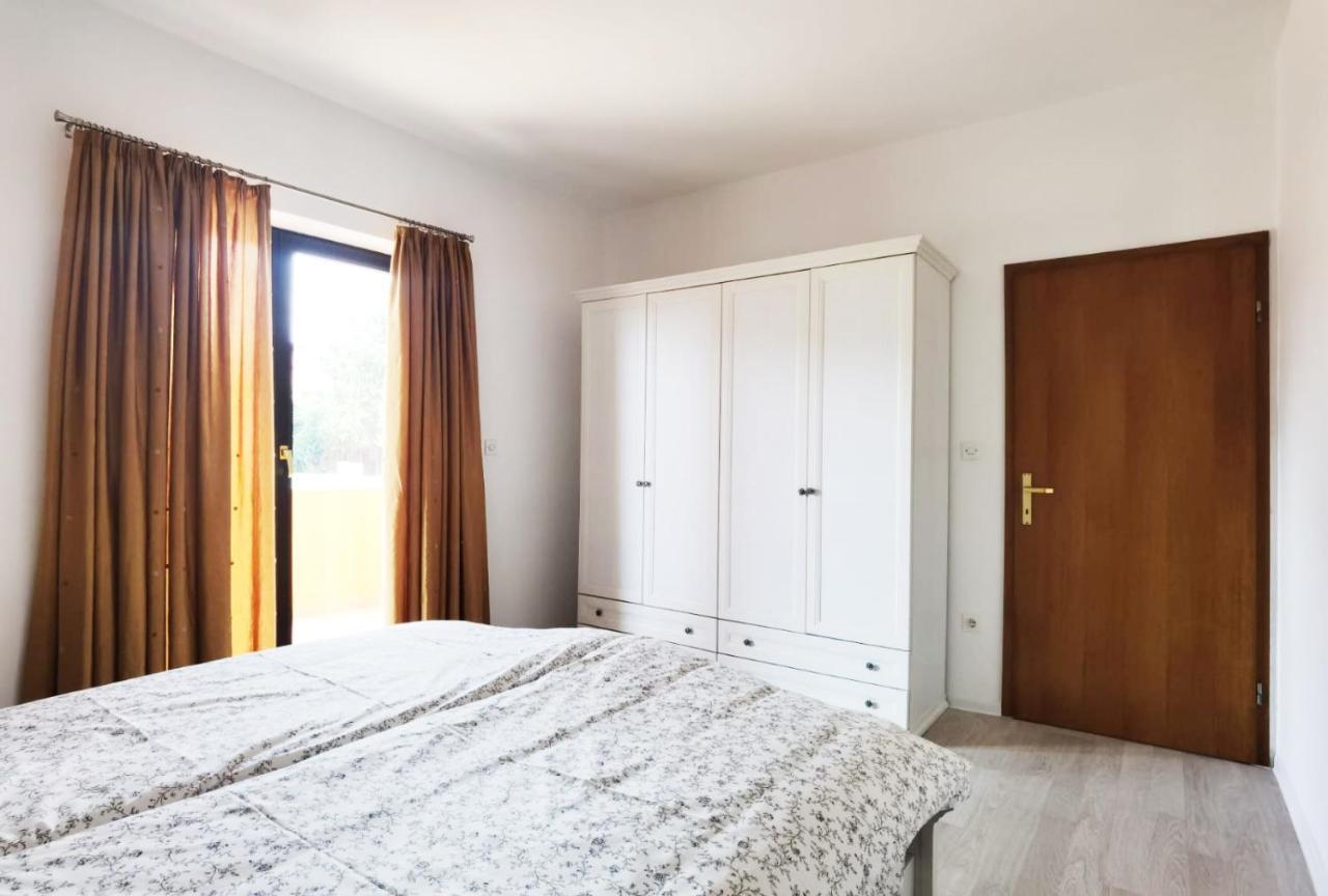 דירות Novigrad Istria Casa Sol Maris מראה חיצוני תמונה