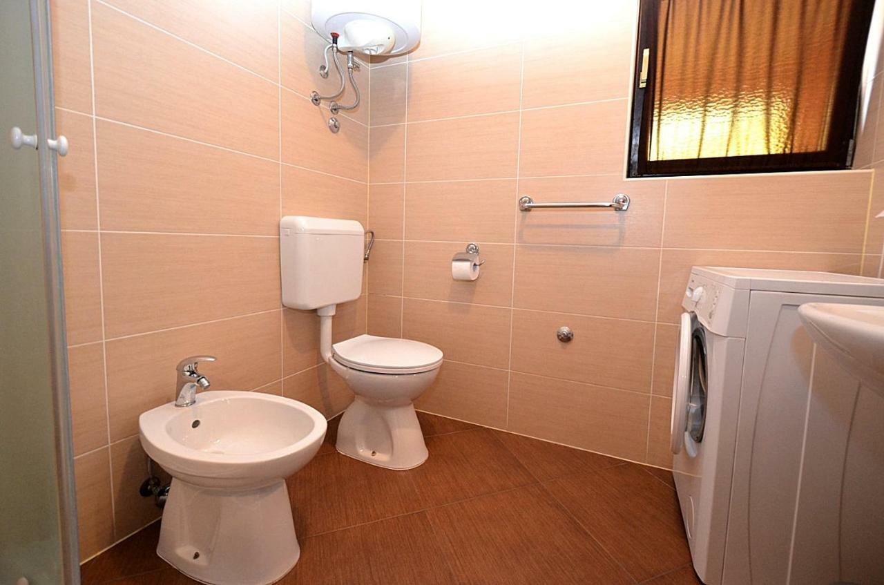 דירות Novigrad Istria Casa Sol Maris מראה חיצוני תמונה
