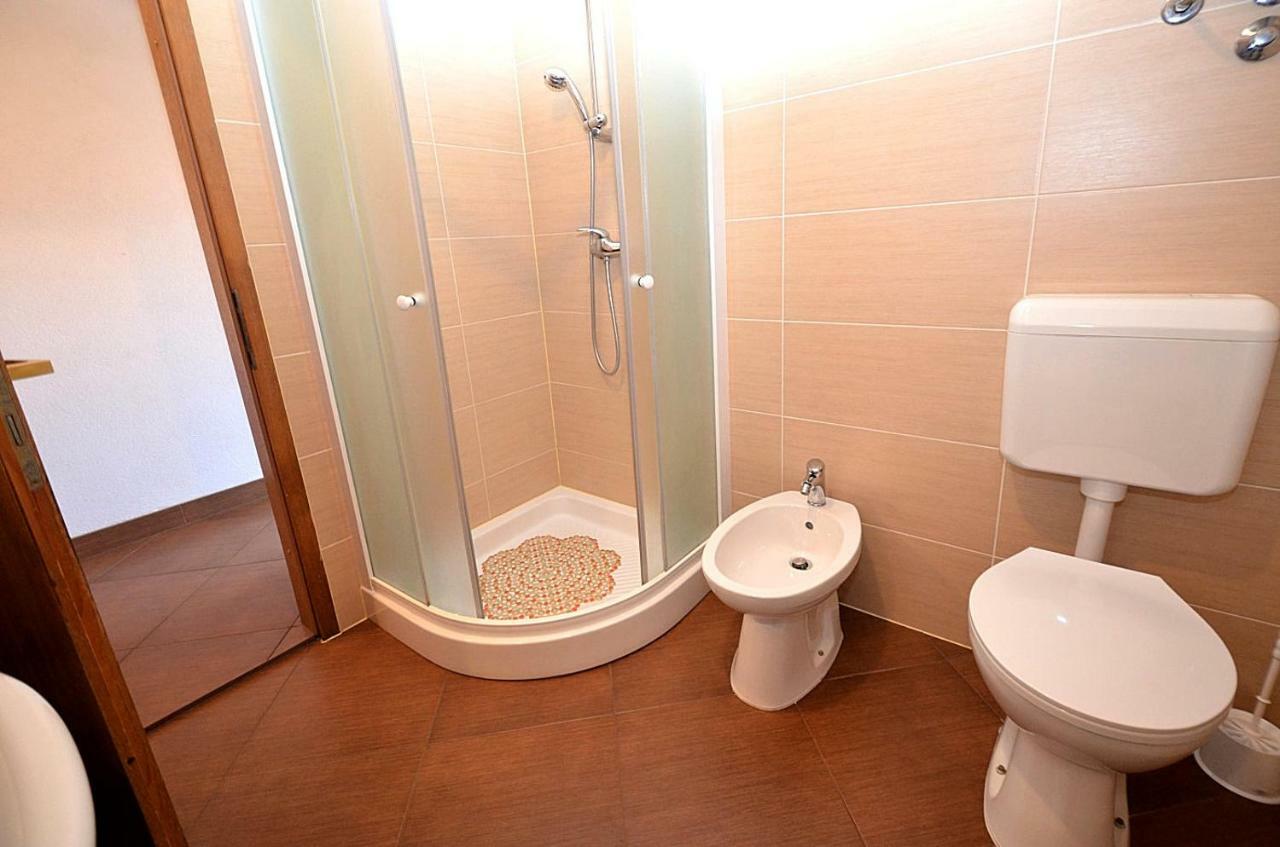 דירות Novigrad Istria Casa Sol Maris מראה חיצוני תמונה